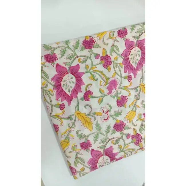 Nueva tela de algodón con estampado de flores de diseño de moda para hacer prendas de vestir tela de materia prima textil de la India