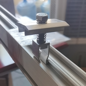 Aluminum Mid Clamps 30-40mm Project <strong>Supplier</strong> <strong>UV</strong> Resistant for Solar <strong>Array</strong> Construction - Product Image 1