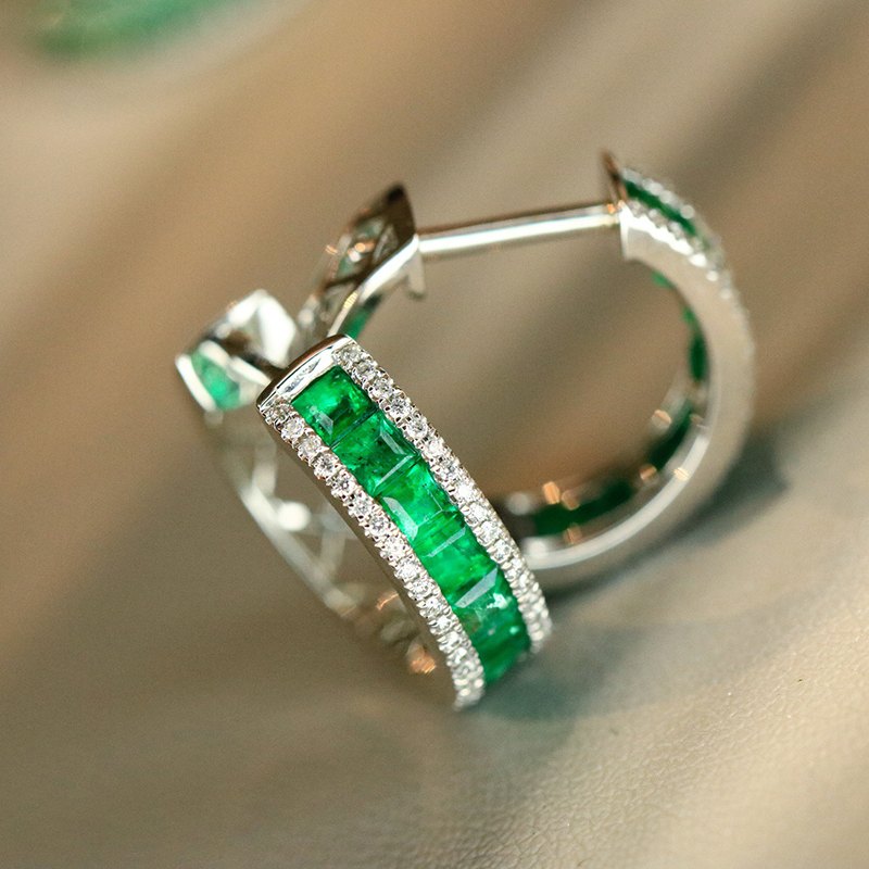 18K White Gold