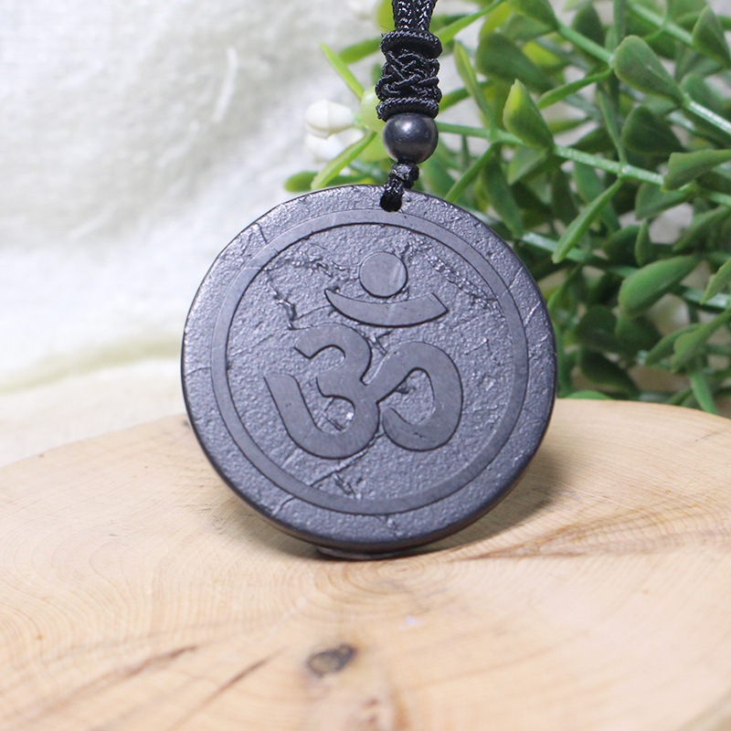 Le pendentif de la aum - 35mm (environ 10g)