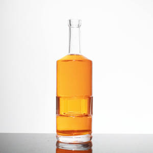 批发定制玻璃酒瓶各种容量的鸡尾酒伏特加等。 - Product Image 2