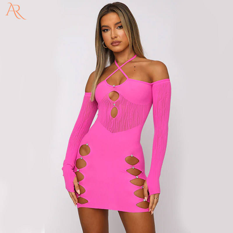 สีแดงม่วง