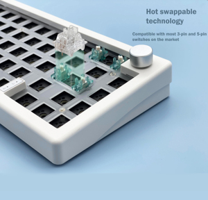 Junta GMK67 Kit de teclado mecánico inalámbrico intercambiable en caliente RGB Usb USB tipo C Kit de teclado mecánico de tamaño completo - Product Image 4