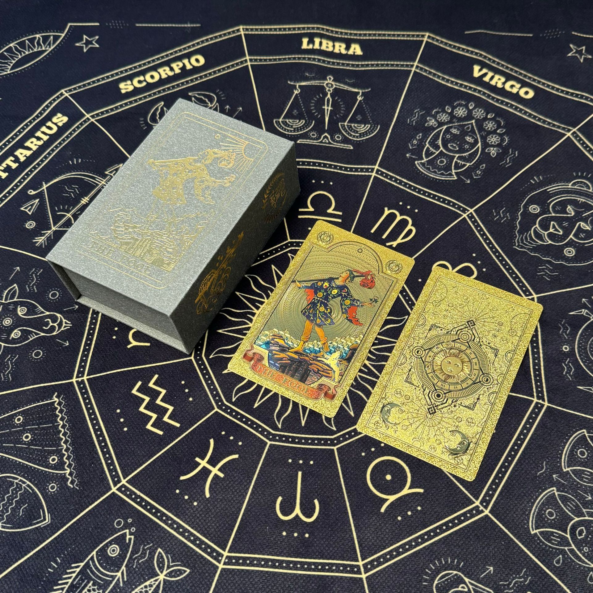 Gold-Golden sun square pattern box