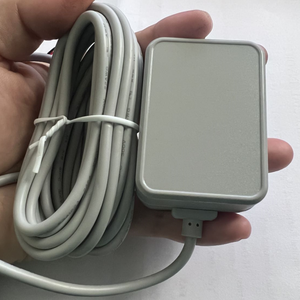 Pantone Cool Grey 2C US 12V 1A電源アダプター (10フィートDCケーブル付き) - Product Image 3