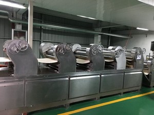 บะหมี่กึ่งสำเร็จรูปราเมงฮาลาลสไตล์อินโดนีเซีย OEM ราคาถูก - Product Image 5