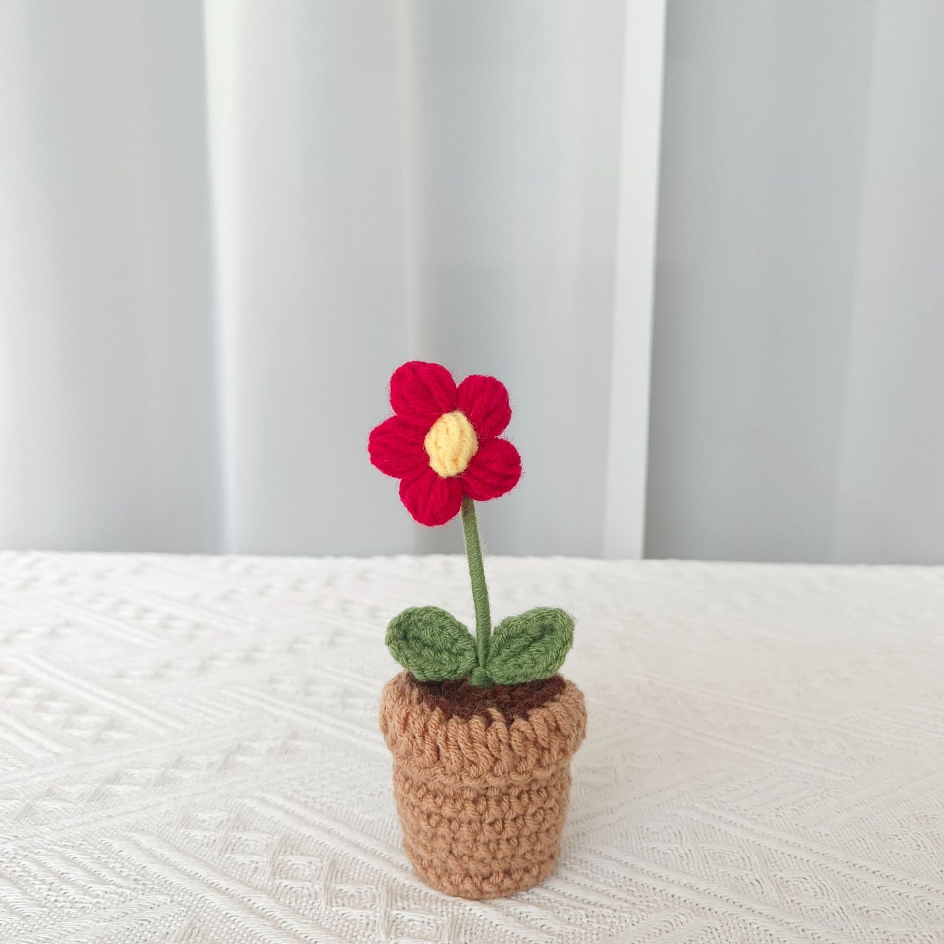 red puff potted