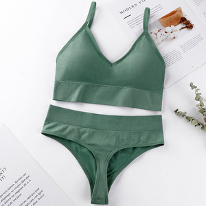 批发舒适无痕无缝文胸套装女士可拆卸杯垫软俯卧撑文胸特价 - Product Image 5
