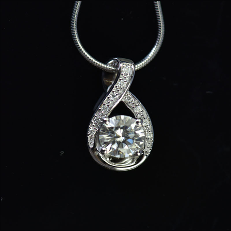 HMOIS fashion jewelry costom S925 silver plated 1ct moissanite vvs moissanite bling pendant