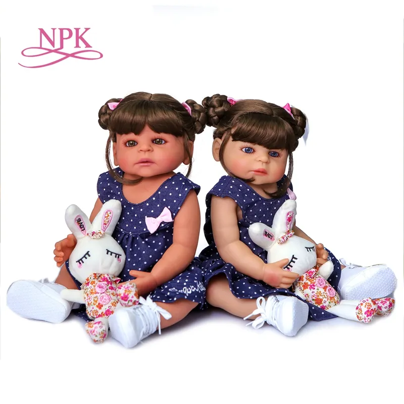 NPK ชุดเดรสสีฟ้า55ซม. สำหรับเด็กผู้หญิงแรกเกิด,ตุ๊กตาซิลิโคนเนื้อนิ่มผิวทั้งสองสีงานทำมือดีไซน์แบบดั้งเดิม