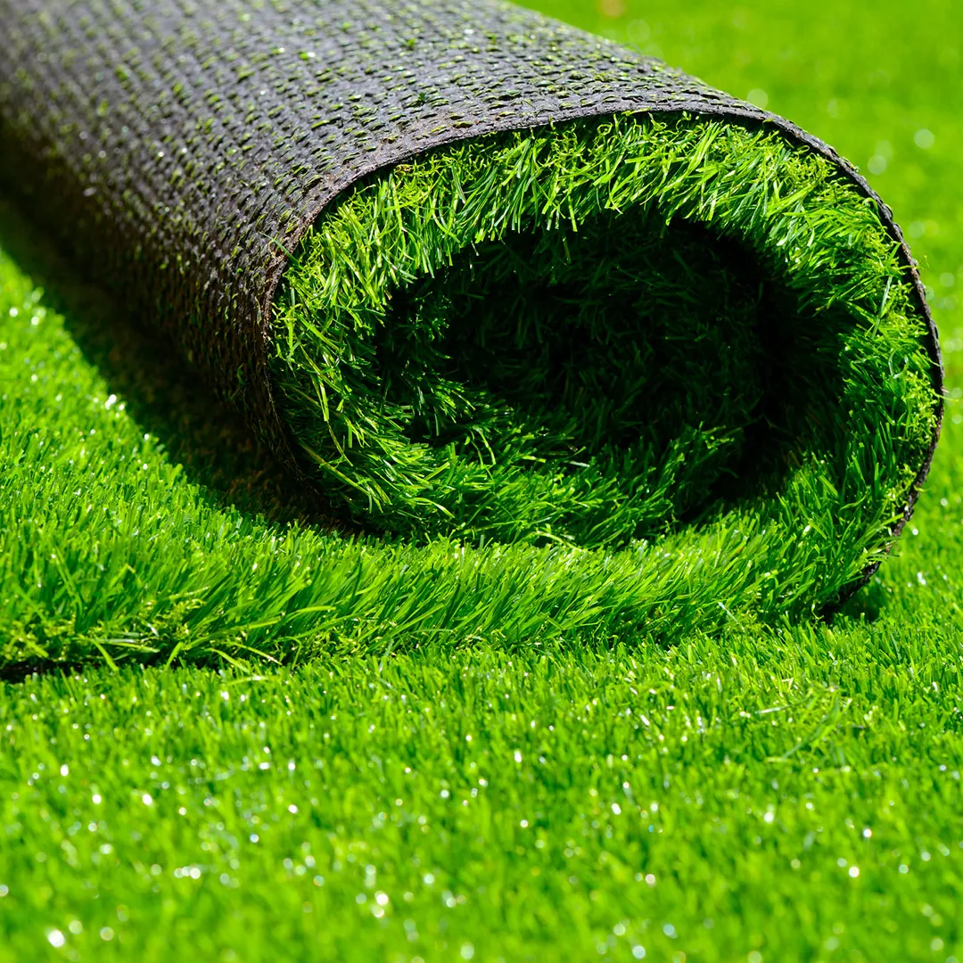 Campo da calcio professionale di alta qualità prato sintetico che mette l'erba artificiale del tappeto erboso di calcio verde