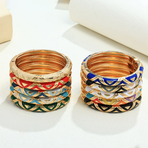 Cross-Biên Giới Retro Phong Cách Hình Học Mạ Vàng Hợp Kim Quyến Rũ Vòng Đeo Tay Cho Phụ Nữ Hợp Thời Trang Thiết Kế Thích Hợp Phóng Đại Thời Trang - Product Image 3