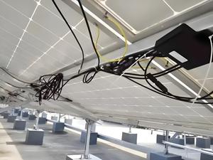 批发700w Deye Sun-xl02-b太阳能电池板能量增加太阳能光伏发电模块优化器