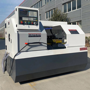 Hochwertige automatische horizontale CNC-Drehmaschine CK6130 Kleine Flach betts truktur 220V Neuer Zustand Made in China - Product Image 3