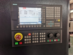 WMTCNC大型金属3軸4軸5軸CNC垂直マシニングセンターVMC1160L - Product Image 2