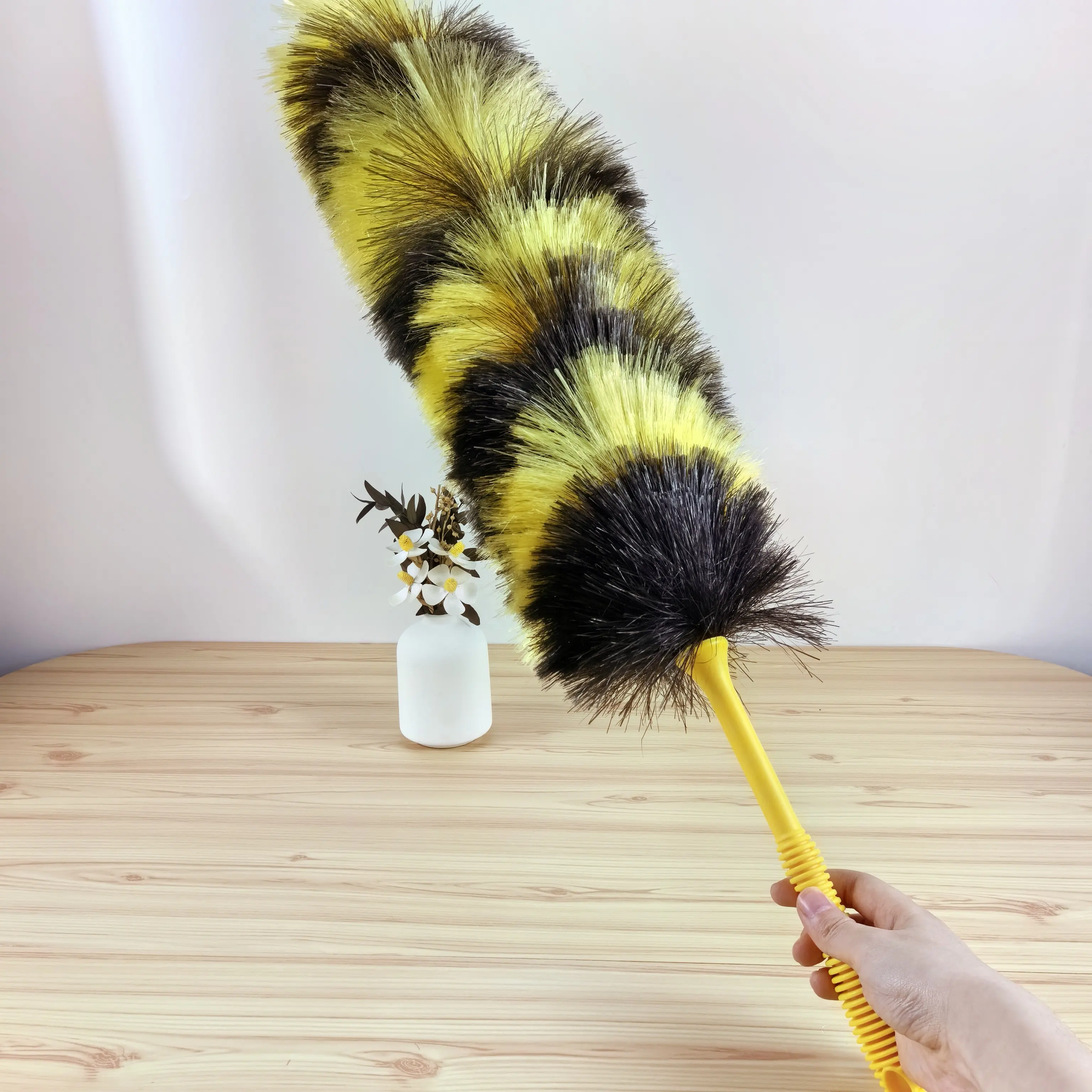 76CM Microfiber Duster 120g Feather Duster Flexible with Plastic Rubber Handle for Household Cleaning