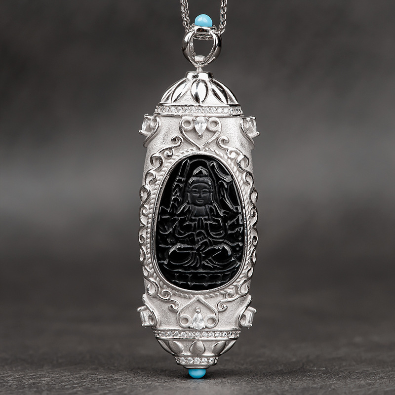 Thousand-handed Avalokitesvara (with silver chain)