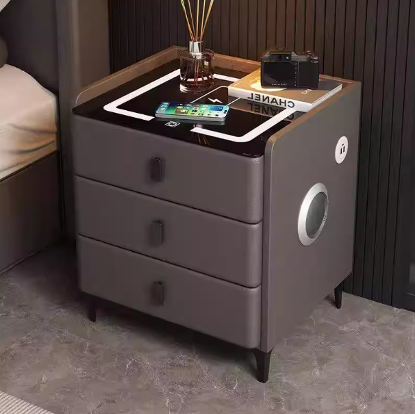 Gris oscuro