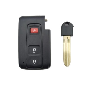 กล่องใส่กุญแจรีโมทรถยนต์แบบอัจฉริยะพร้อมใบมีดเหมาะสำหรับ Toyota Corolla Verso Camry - Product Image 1