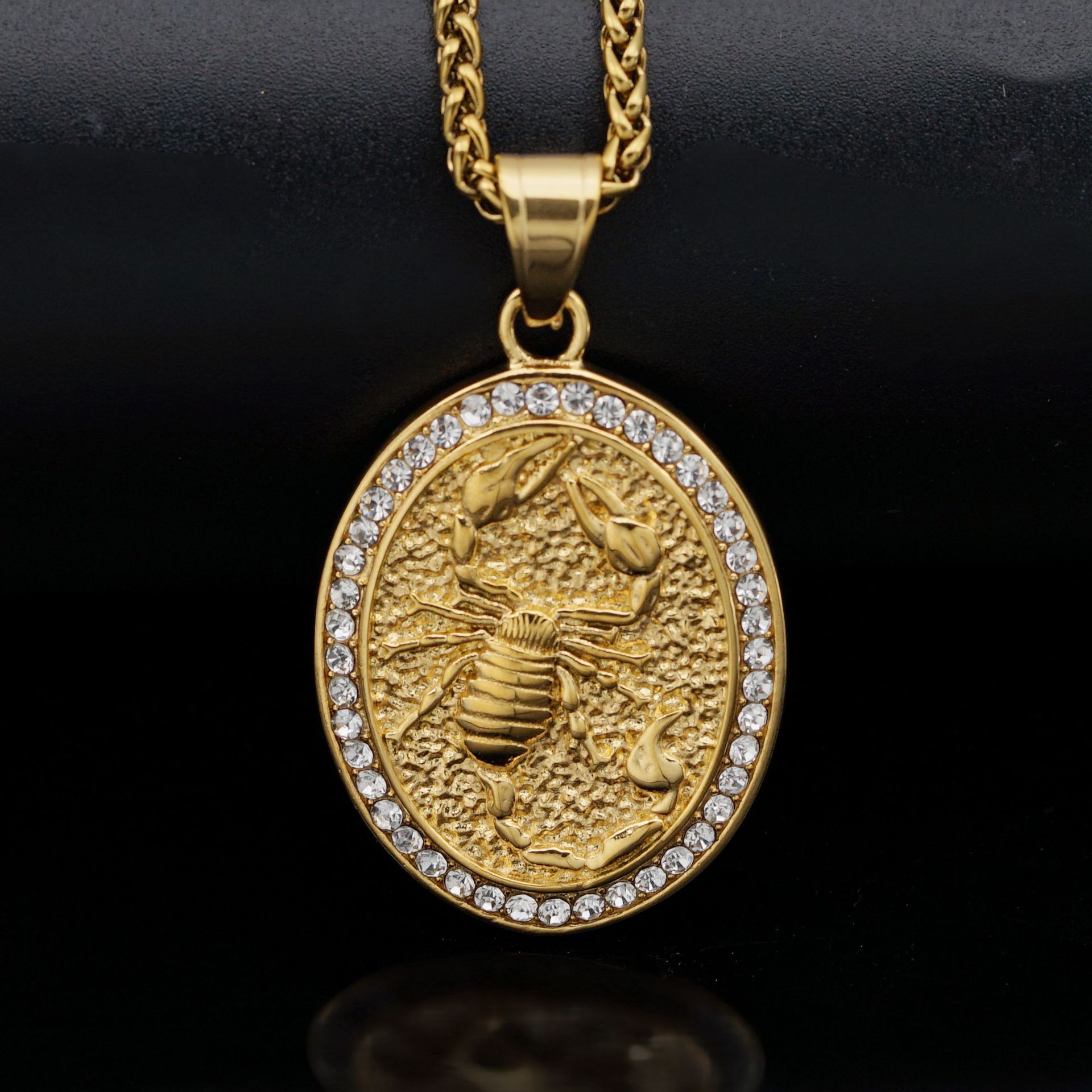 Gold Single Pendant Without Chain