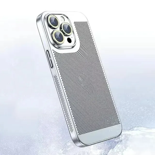 2024 iPhone用の新しいトレンドハードPC熱放射電話ケース15 14 13 1211カバーレンズ保護通気性カバー