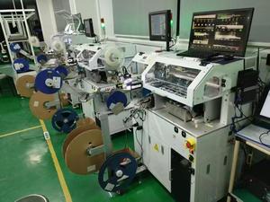 Automat isiertes IC-Programmier system Hochgeschwindigkeits-IC-Brenner maschine Multi-Socket-IC-Programmierer