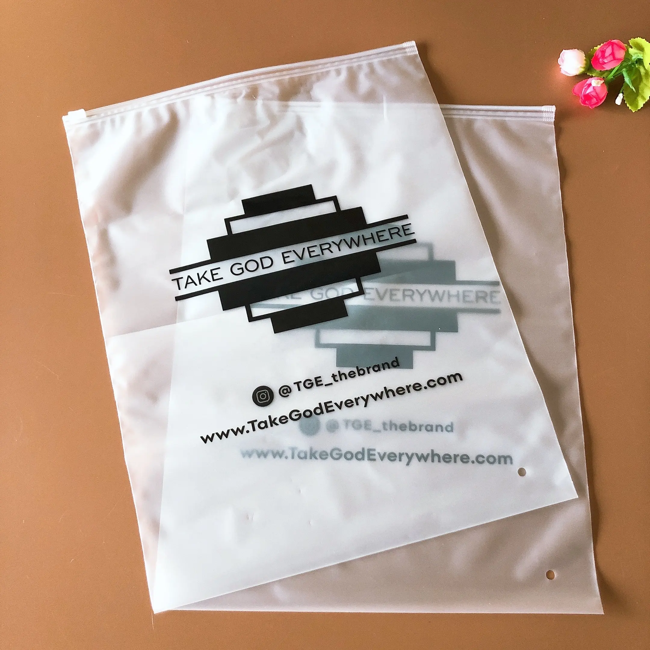 Customized Logo Frosted Clothing Packaging Plastic Matte Zipper Bag For Garment Swimwear
