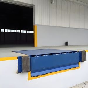 Hot Selling <strong>Loading</strong> and Unloading <strong>Platform</strong> Lifting <strong>Platform</strong> Can Be Customized <strong>Fixed</strong> Boarding Bridge - Product Image 5