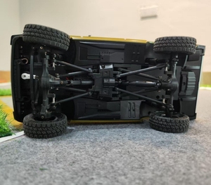 1:18 радиоуправляемая внедорожная машина LDRC LD18401 RTR с функциональными светодиодными огнями и дистанционным управлением 2,4 ГГц для детей и начинающих - Product Image 3