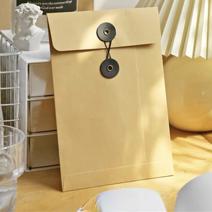 Recycelter kunden spezifischer quadratischer kleiner schwarzer Kraftpapierumschlag-Einladung umschlag mit Knopf verschluss - Product Image 5