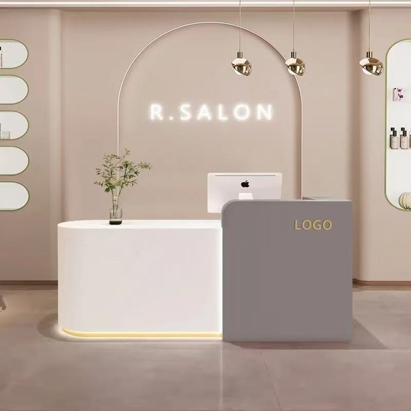 สีเทาเข้ม