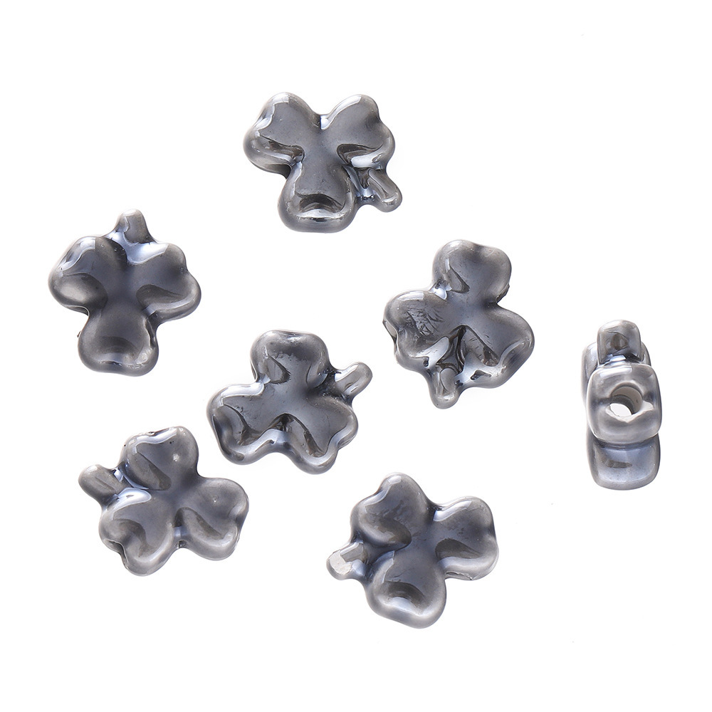 Perles Trèfle en Céramique - Gris