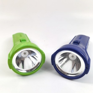 Yiwu ไฟฉาย LED ขนาดเล็กเซลล์แห้งพลาสติก EM-888ไฟฉุกเฉินกลางแจ้ง - Product Image 4