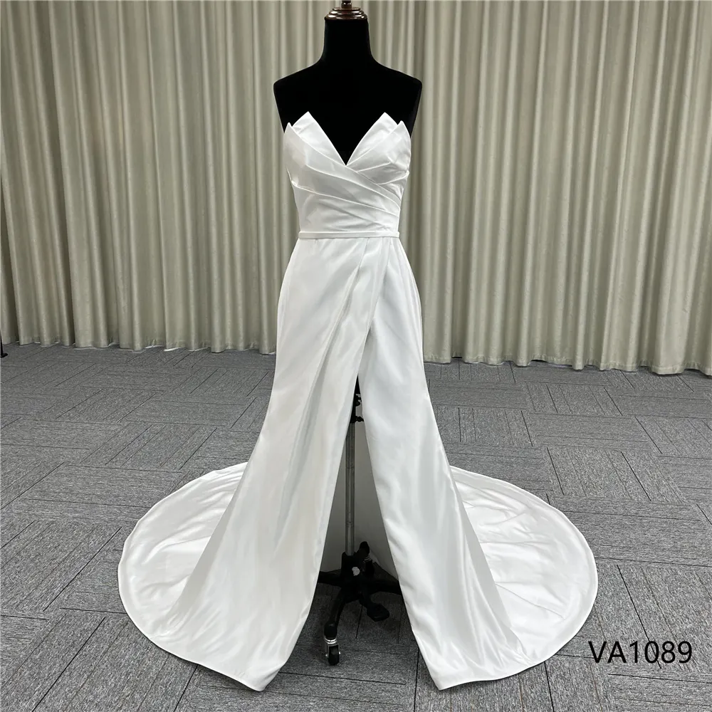 Gaun pengantin berkelas wanita, gaun pengantin elegan bahu terbuka, desain renda belah Tengah gaya sederhana untuk pengantin