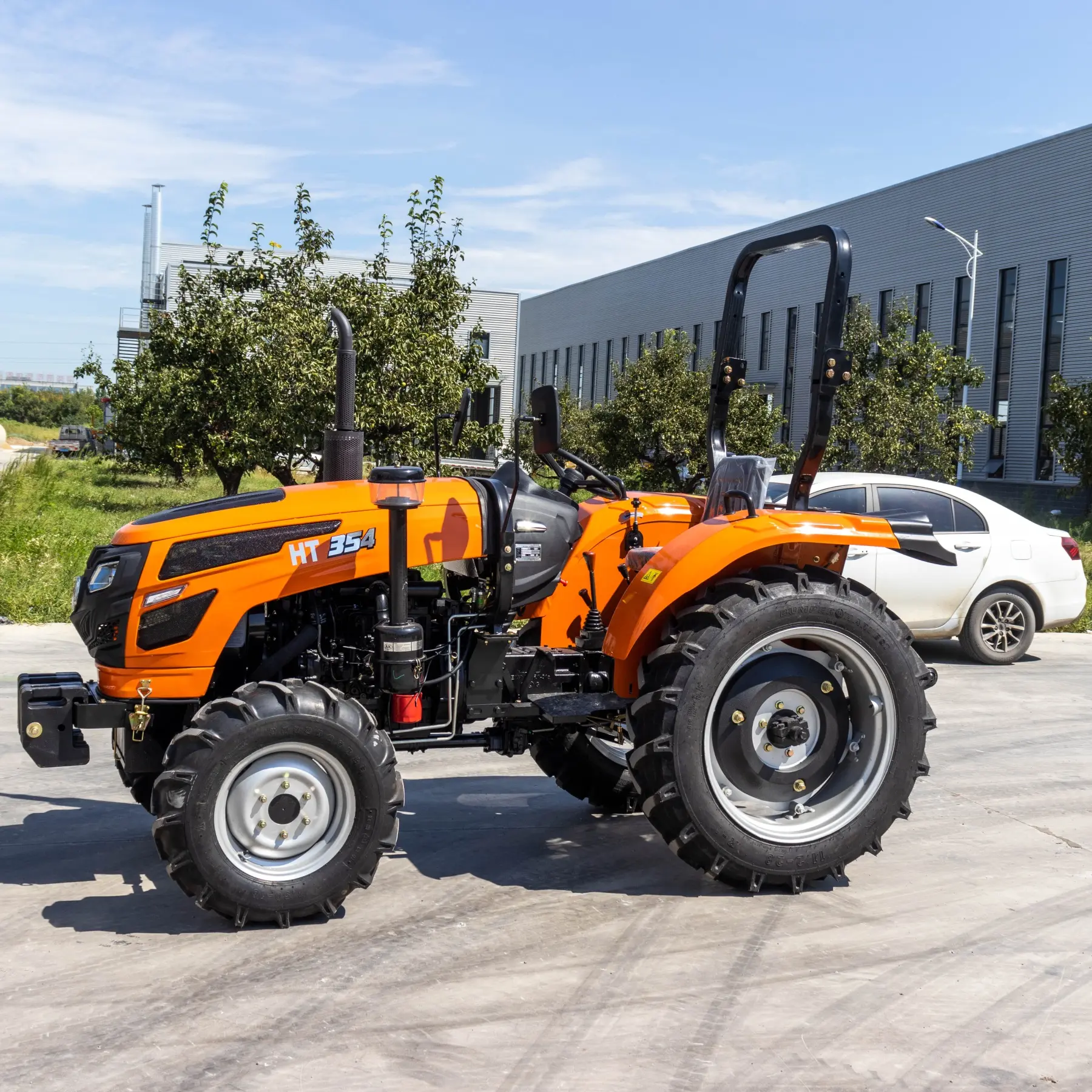Mini tracteur agricole diesel, 50, 60, 100 cv, quatre roues, 4x2, 25 cv, à vendre