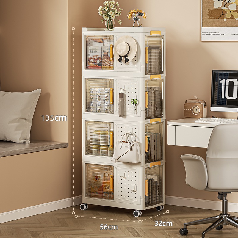 Four-tiered interior with free casters