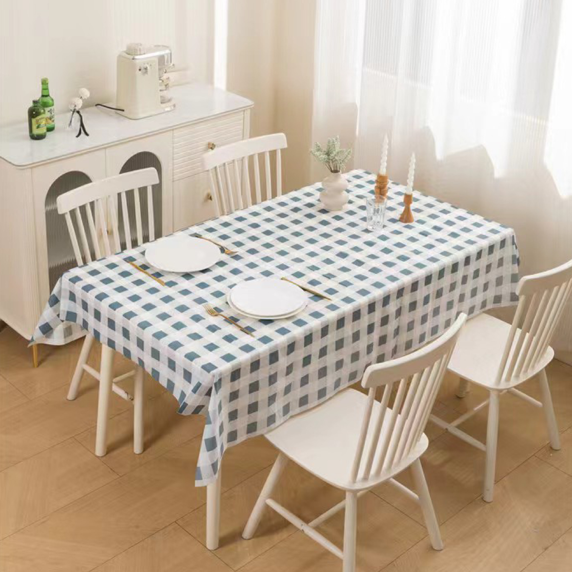European-style blue tablecloth