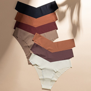 Logotipo personalizado sin costuras sin rastro No Show hielo seda en forma de V Tanga bragas ropa interior Mujer Sexy G-string sin costuras Tanga cómodo - Product Image 3