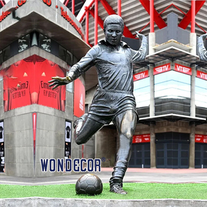 Tùy chỉnh cuộc sống ngoài trời Kích thước kim loại đúc bức tượng đồng của cầu thủ bóng đá - Product Image 1