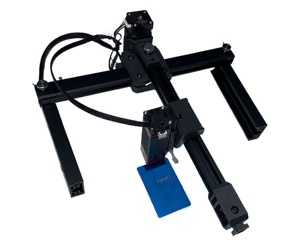 Máquina de grabado láser digital para crear diseños intrincados en vidrio plástico - Product Image 4