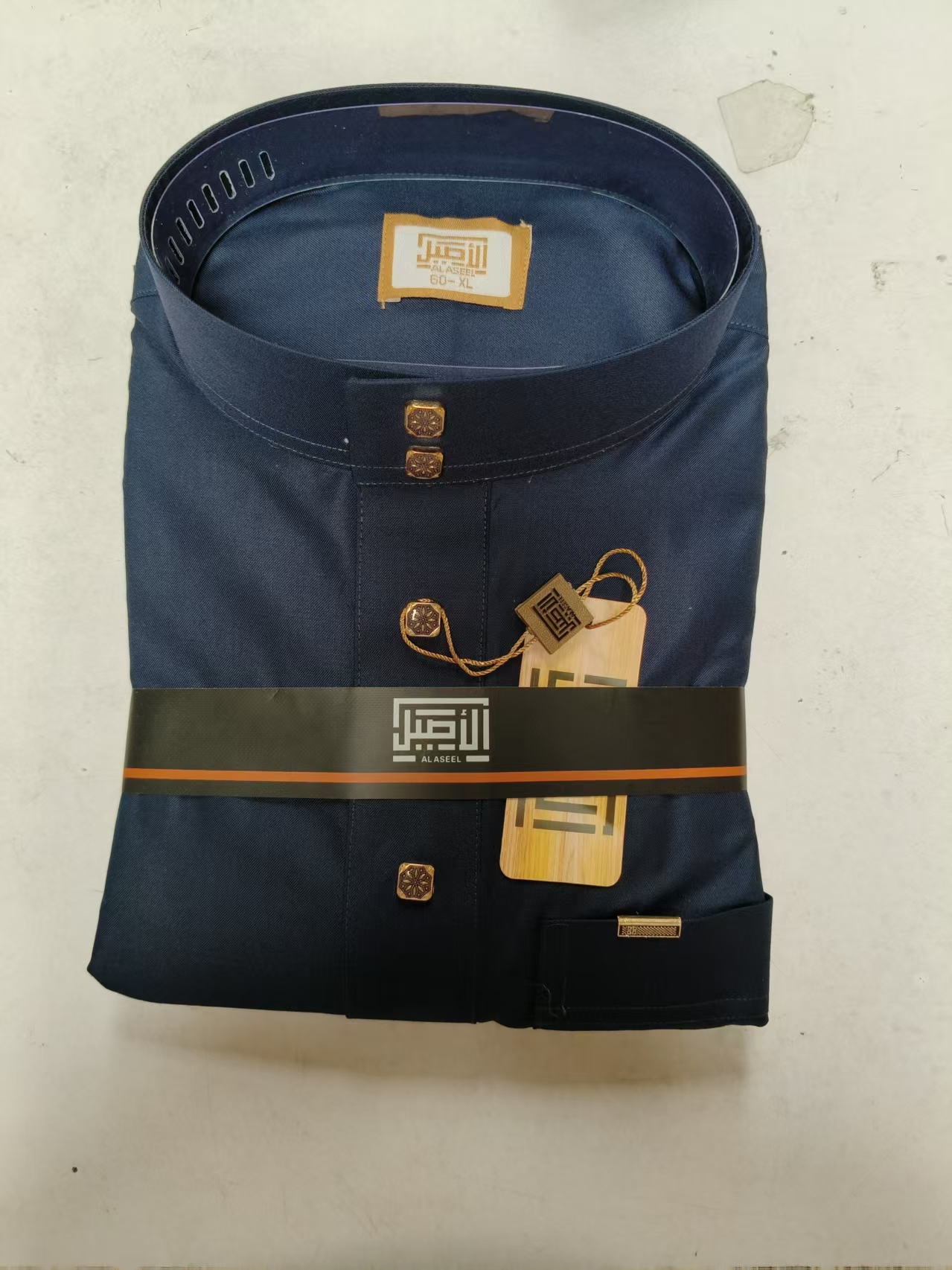 Bleu foncé