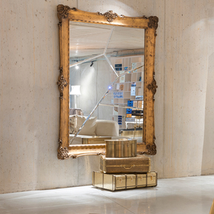 Espejo de pared fragmentado rectangular de lujo con marco dorado antiguo y detalles de acero inoxidable para interiores contemporáneos - Product Image 6