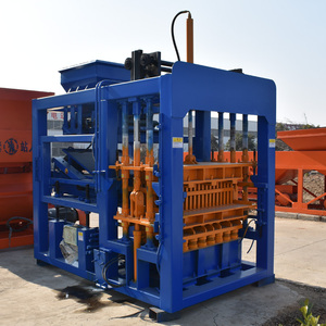 Máquina de fabricación de bloques Qt4 15C para construcción de carreteras de ladrillos, venta al por mayor - Product Image 4