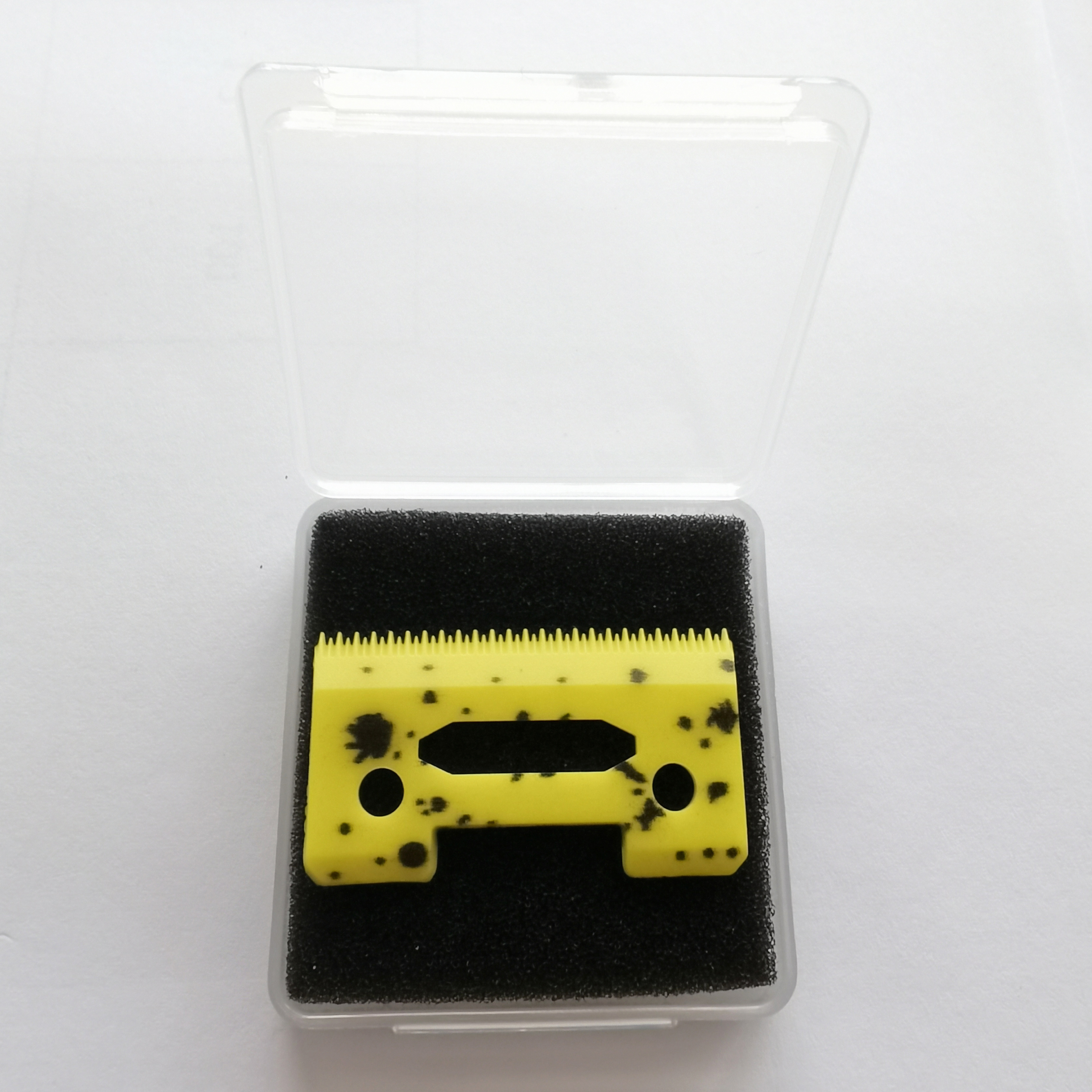 Jaune