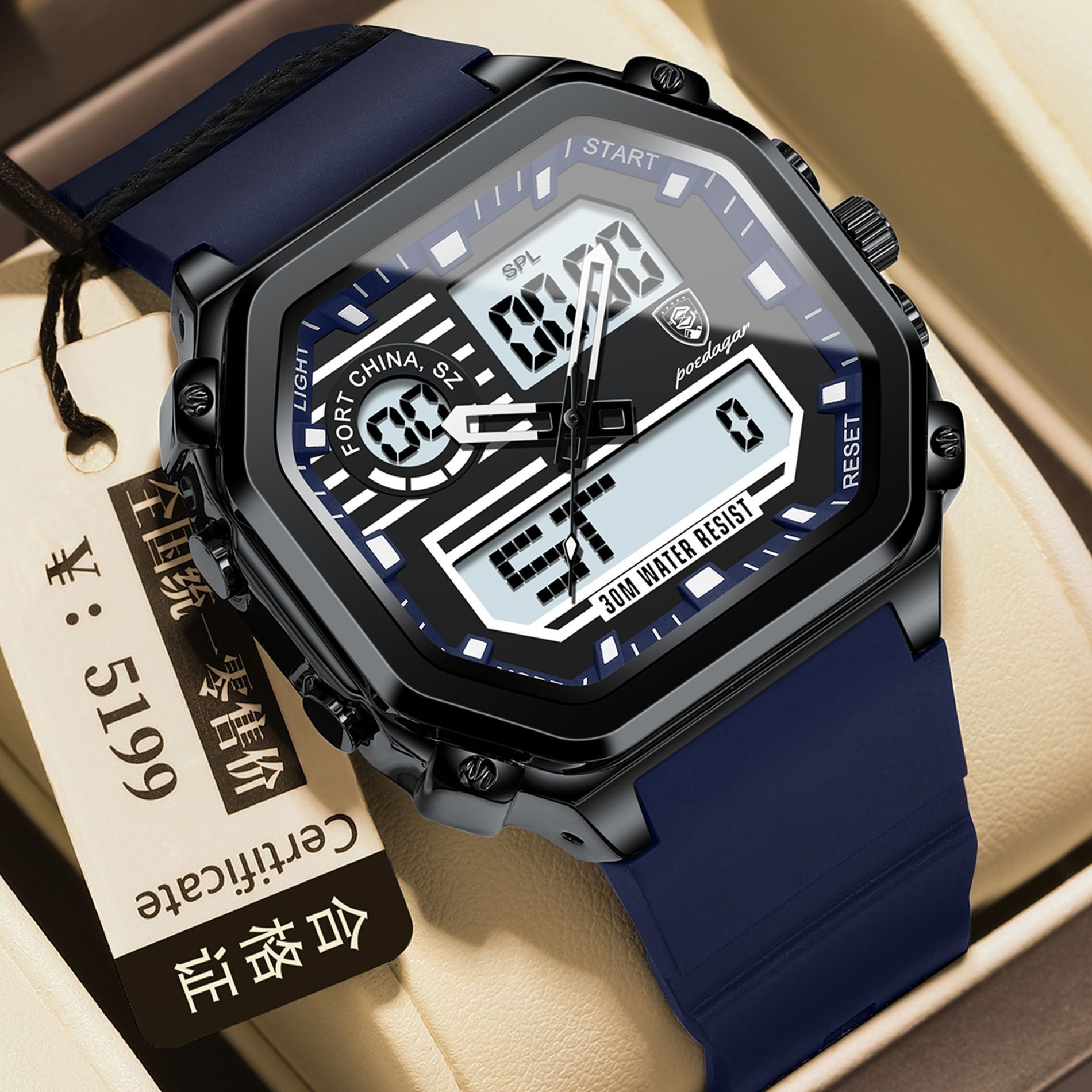 Boîtier noir 993 avec bracelet en silicone bleu