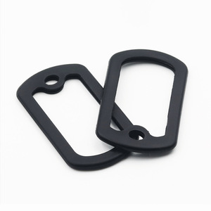 ป้ายซิลิโคนเก็บเสียงป้ายสุนัขทหารสีดำแบบเงียบสำหรับป้ายชื่อทหารแท้ยางเพื่อลดเสียงรบกวนและป้องกัน - Product Image 1