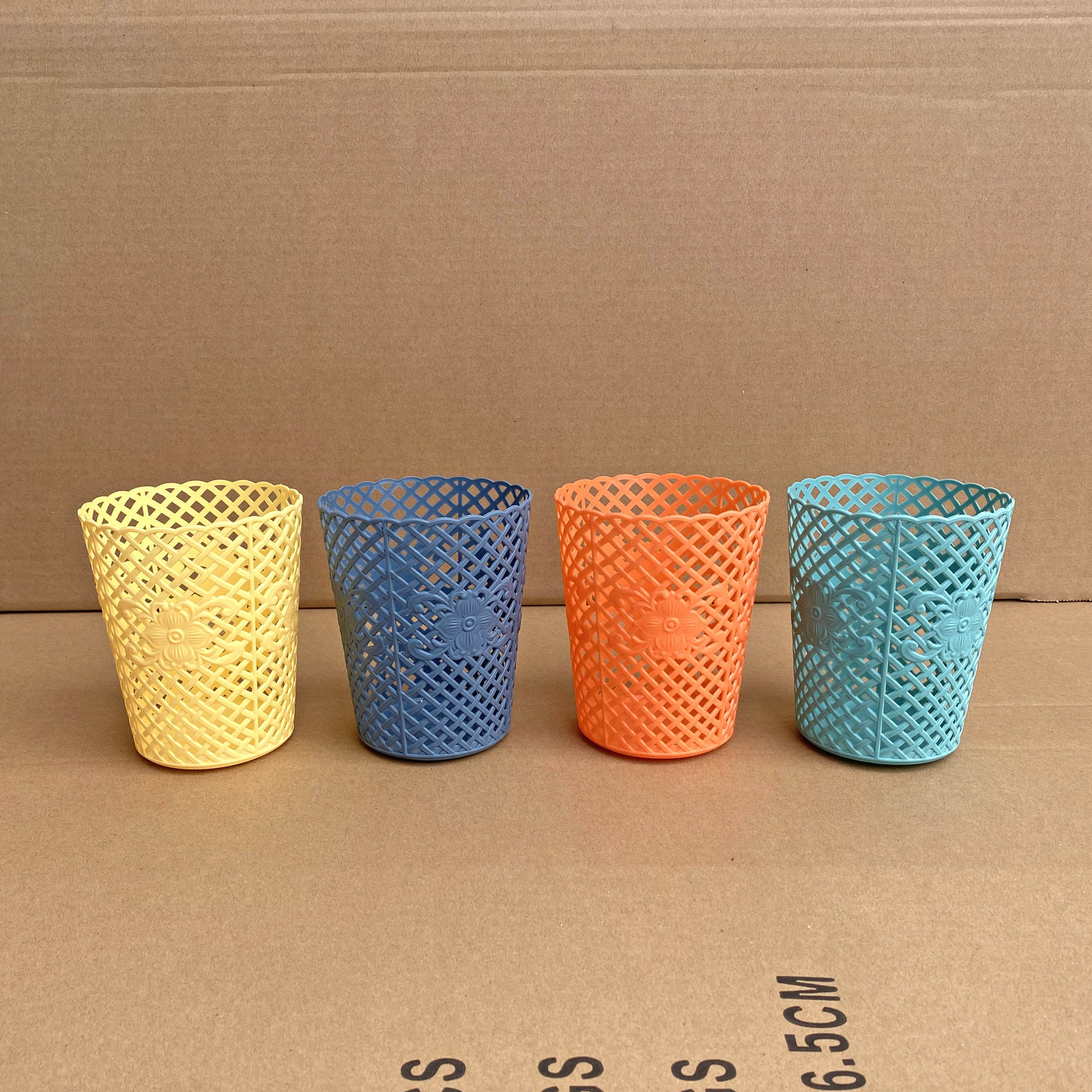 035, panier de rangement quadricolore (480/carton)