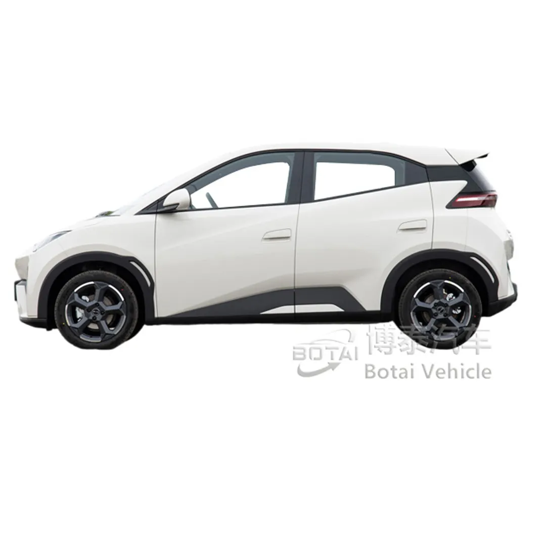 2023 हाई परफॉर्मेंस छोटी कार बायड इलेक्ट्रिक कार सीगल 5-डोर 4-सीट हैचबैक ईवी कार लंबी दूरी 305 किमी ऑटो