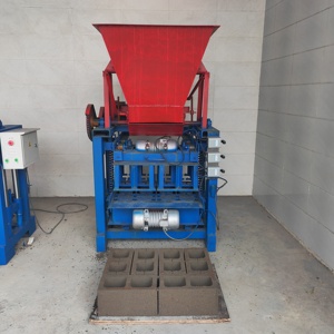 Macchine per la fabbricazione di mattoni per fare mattoni automatico ad incastro terreno cemento macchina blocco in calcestruzzo - Product Image 4
