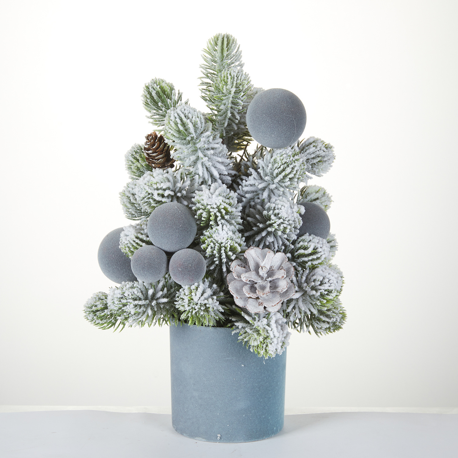 Tube cylindrique gris-bleu